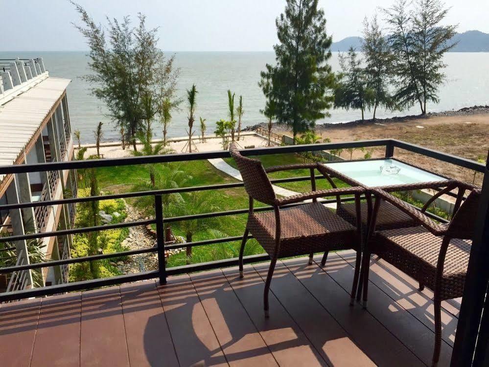 Windy Seaview Chao Lao Beach